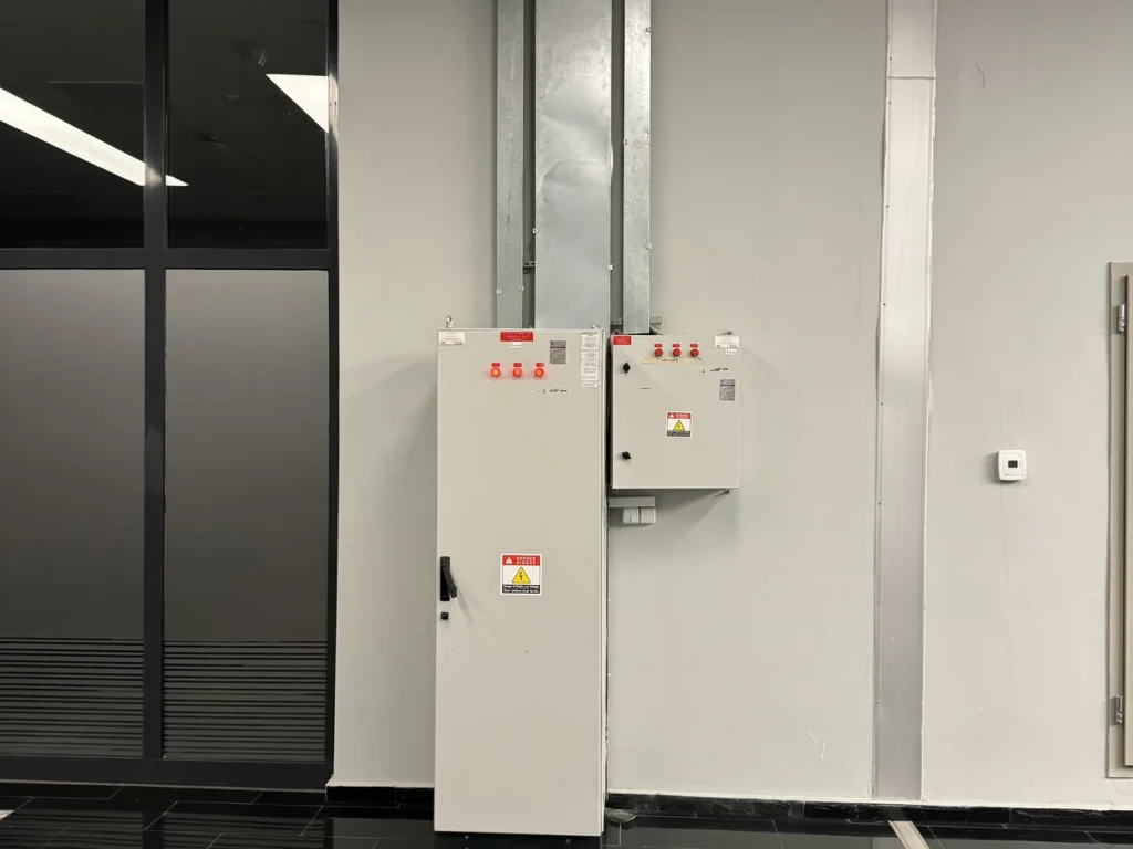 pano ve eletrik kutusu saklama tadilat oncesi 1 e1748550604451